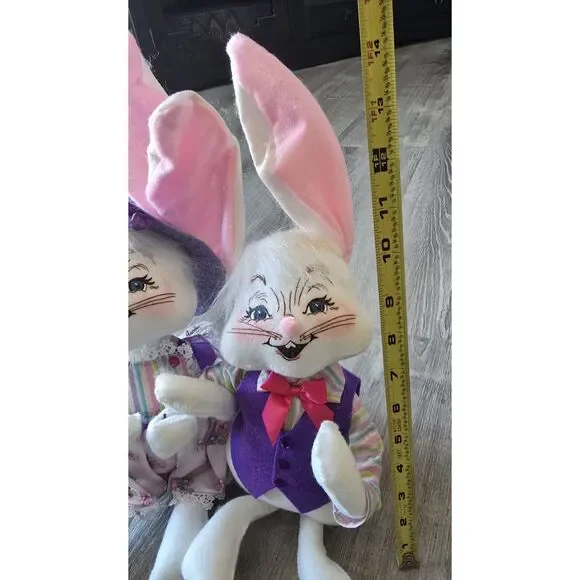 2009 Annalee Mr & Mrs Easter Bunny Rabbit Plush - Picture 3 of 16